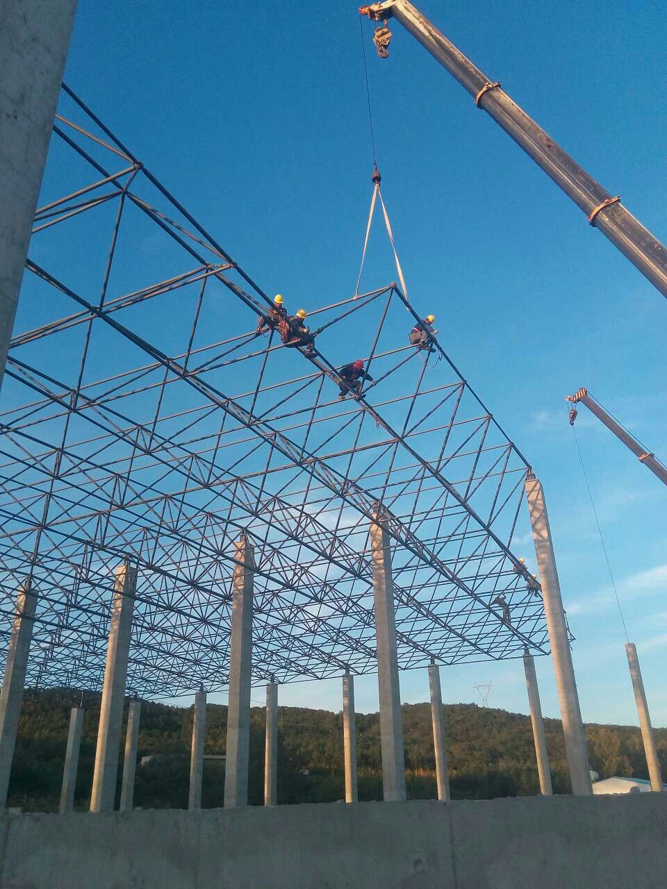 丹阳汪清物流园网架